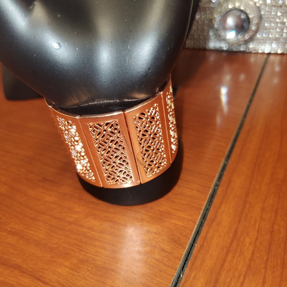 Rose gold bracelet